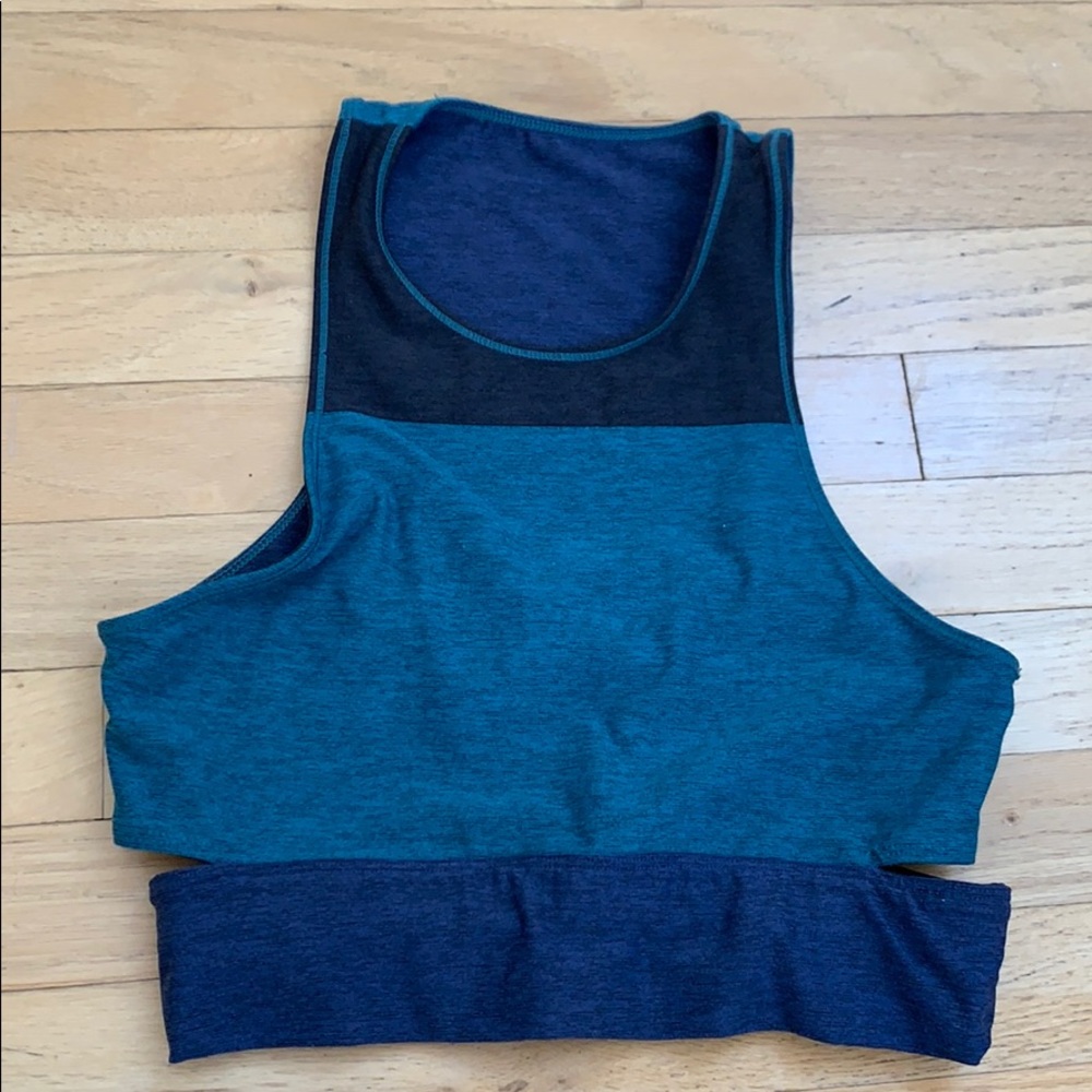 Outdoor Voices slashback bra size small
